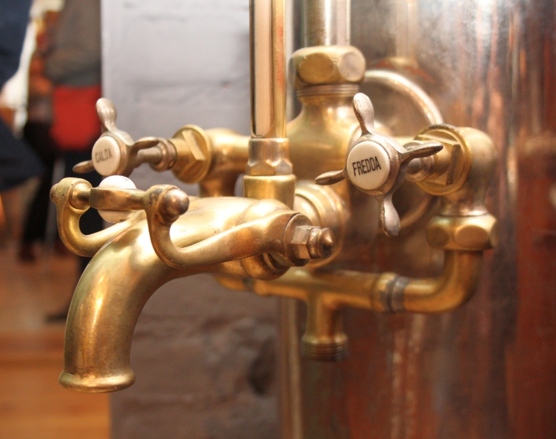 Sanitär Museum alter Waerhahn